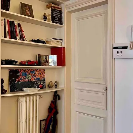 Appartamento 6p 3ch Champs Elysees Parigi